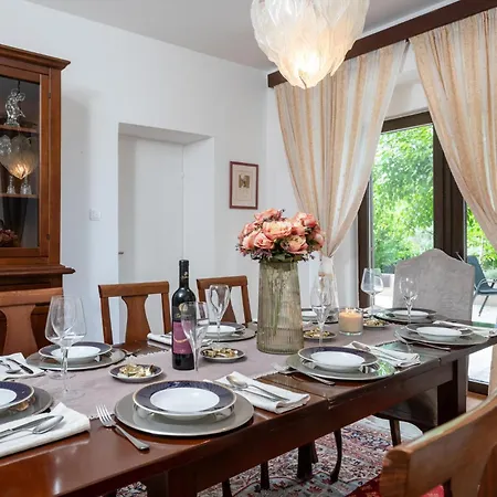 公寓 4 Bedroom In